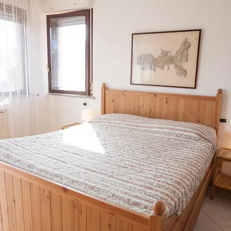 Sottobomba Портоферрайо